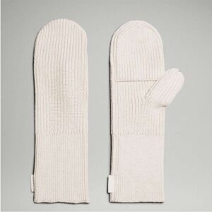 NWT lululemon merino wool mittens